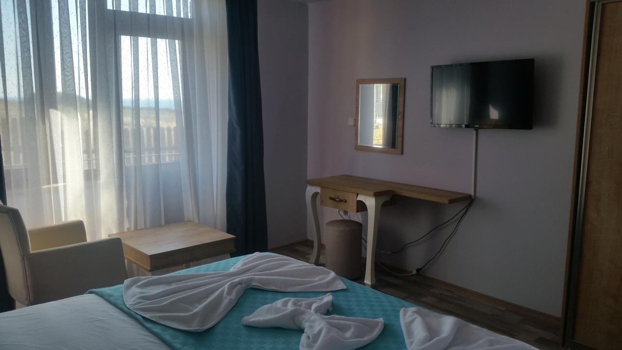 Laz Koyu Pansiyon Gokceada Exterior foto