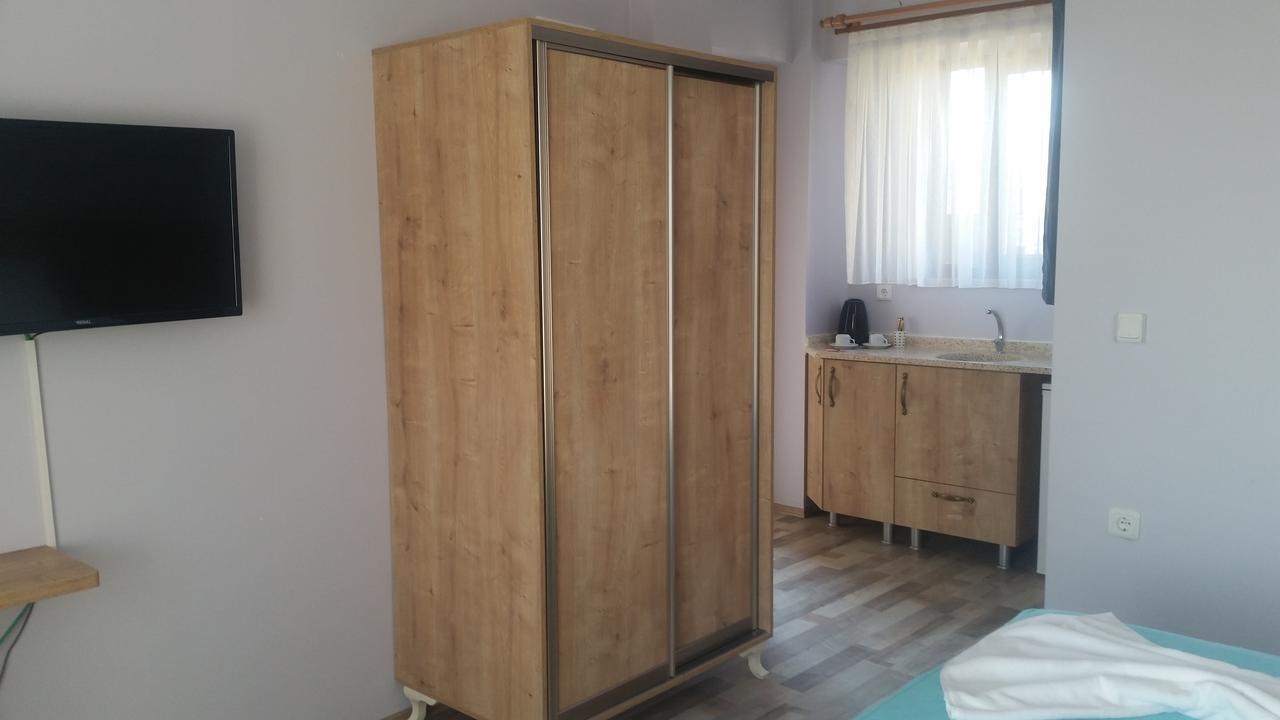 Laz Koyu Pansiyon Gokceada Exterior foto